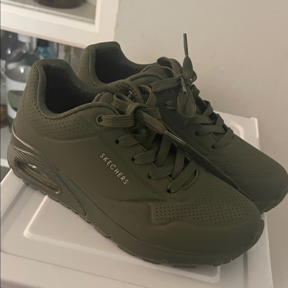 Skechers women's Green Athletic Sneakers